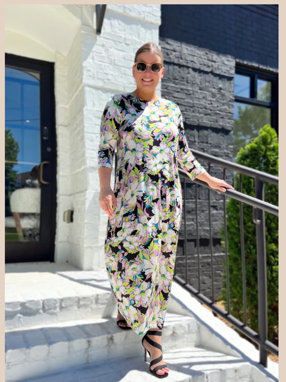 👗 Donna Sue dress- Black Multi 👗